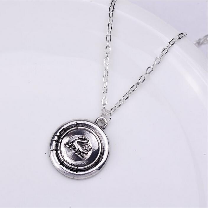 Snow White Once Upon A Time Emma Swan Talisman Necklace Aged Antique Silver/