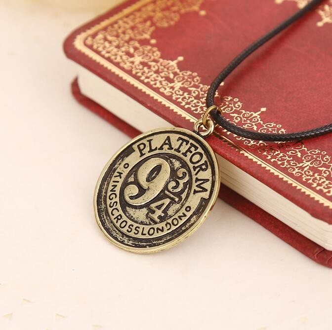 Potter Harry letters 934 retro alloy necklace/