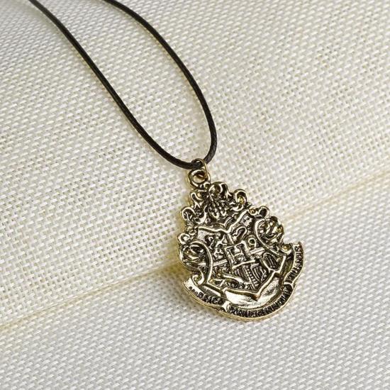 Harry Potter Hogwarts Magic School crest necklace/