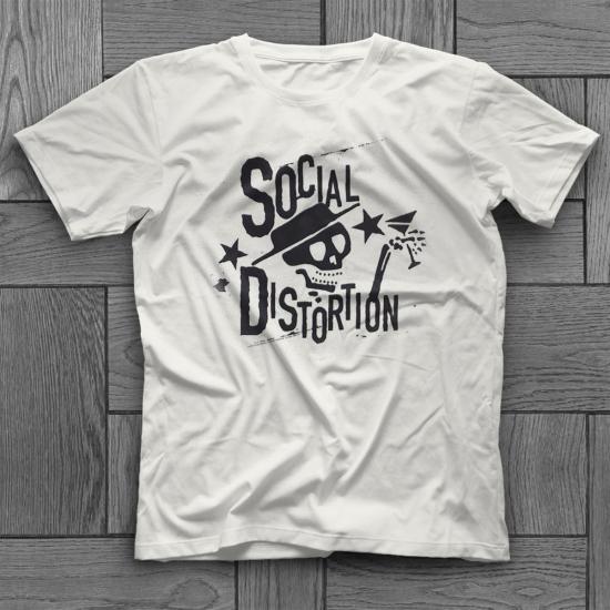 Social Distortion T shirt, Music Band Tshirt  03/